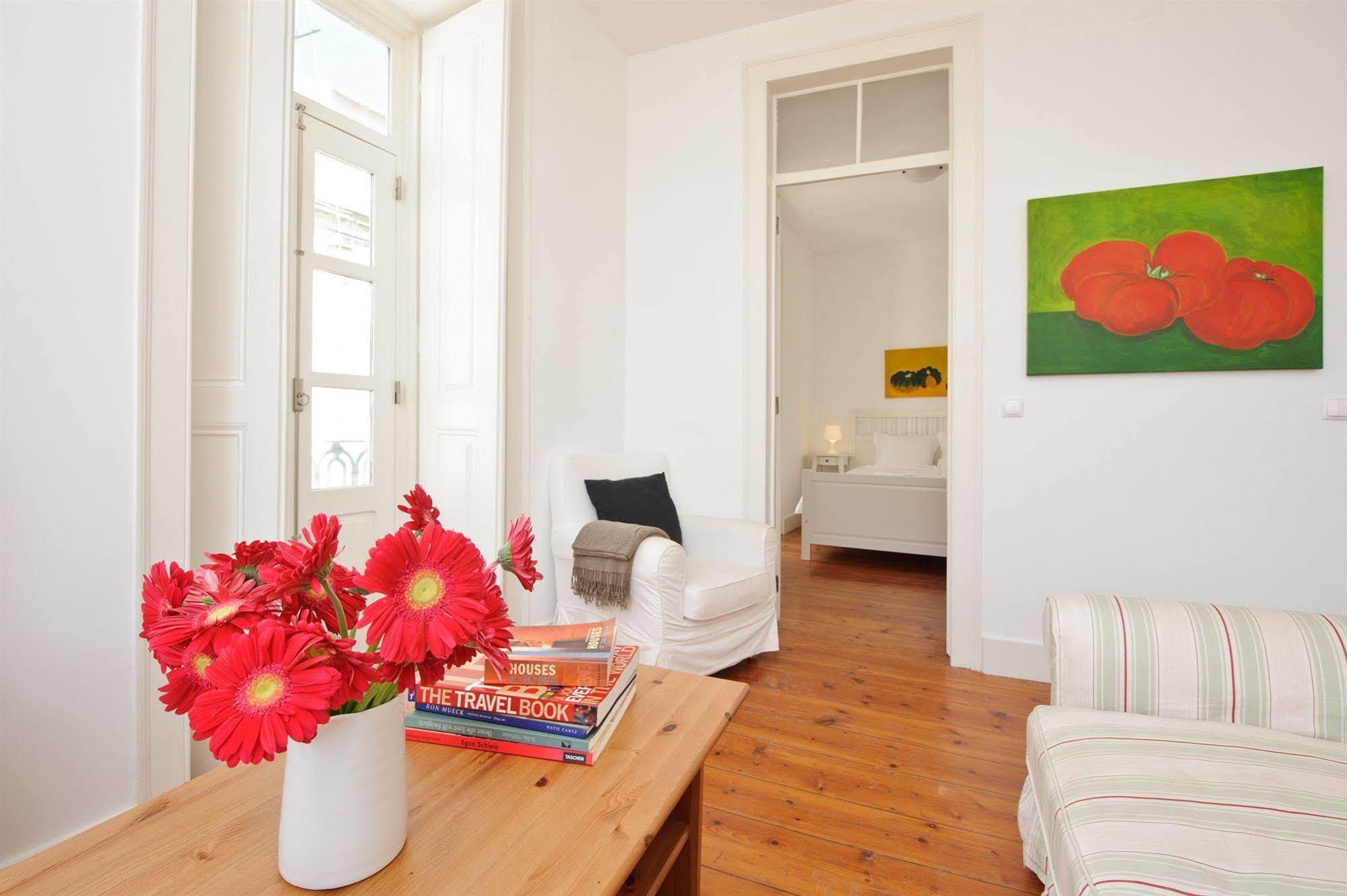 Hello Lisbon City Apartments Buitenkant foto