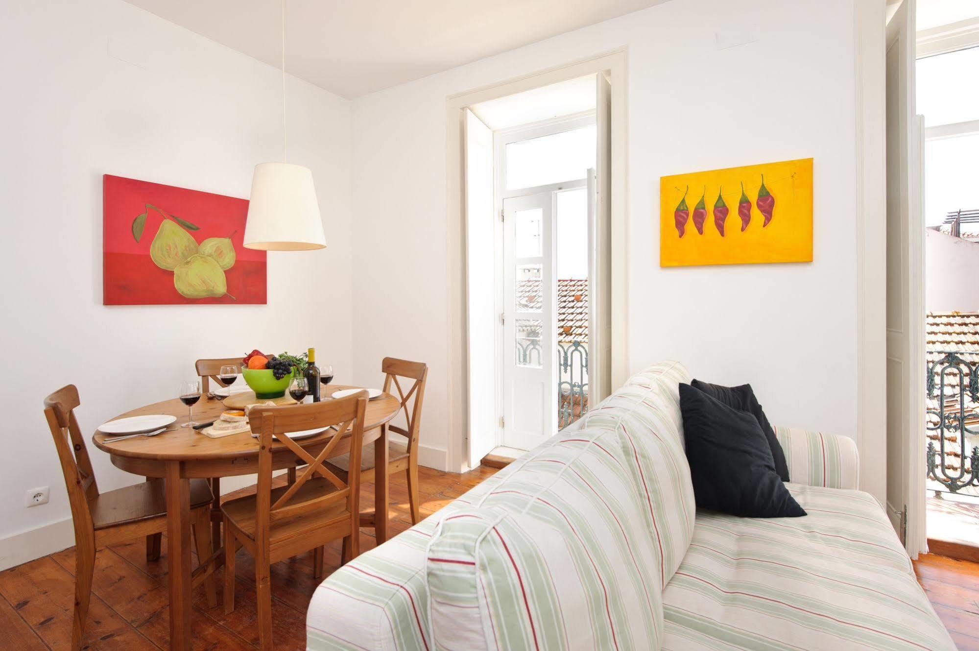 Hello Lisbon City Apartments Buitenkant foto