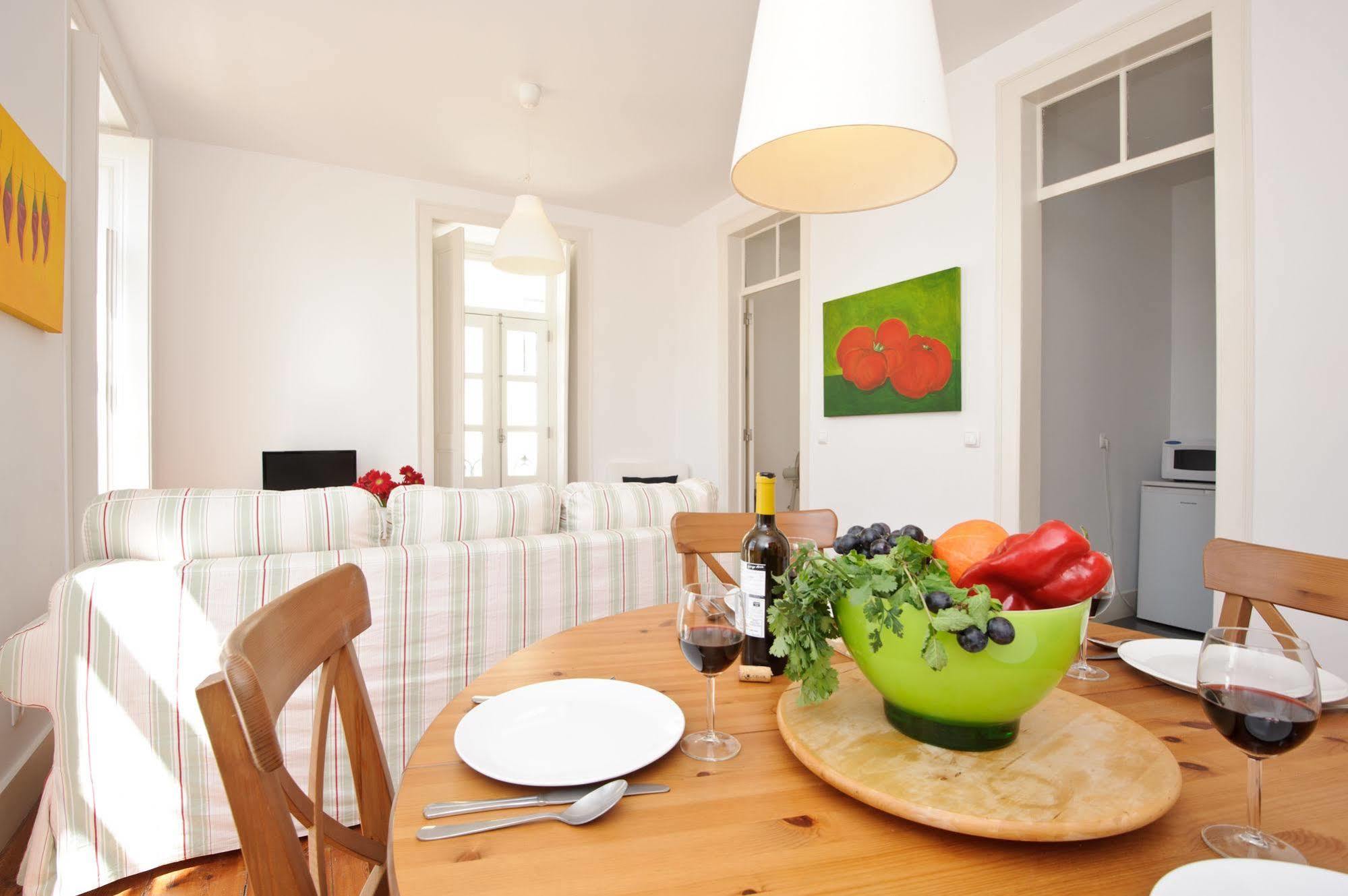 Hello Lisbon City Apartments Buitenkant foto